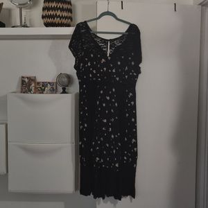 Torrid Black Floral & Lace Midi Dress Size 2 18/20